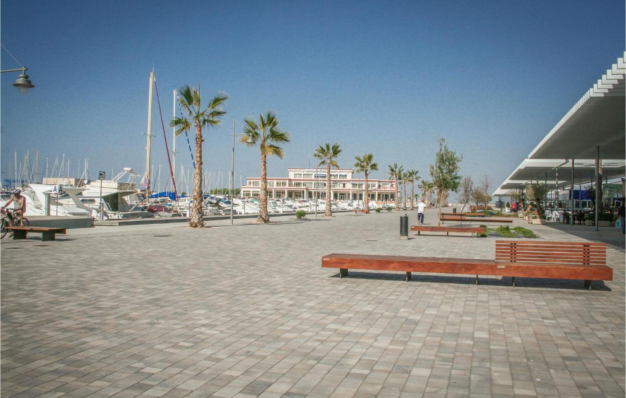 Lovely Apartment In Santa Pola With Wifi Exterior photo